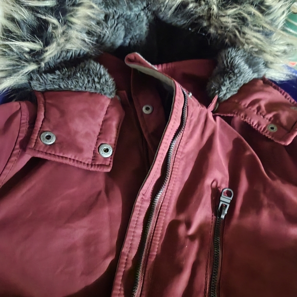 Bench Burgundy Ladies Sz S winter bomber jacket. - Picture 2 of 5